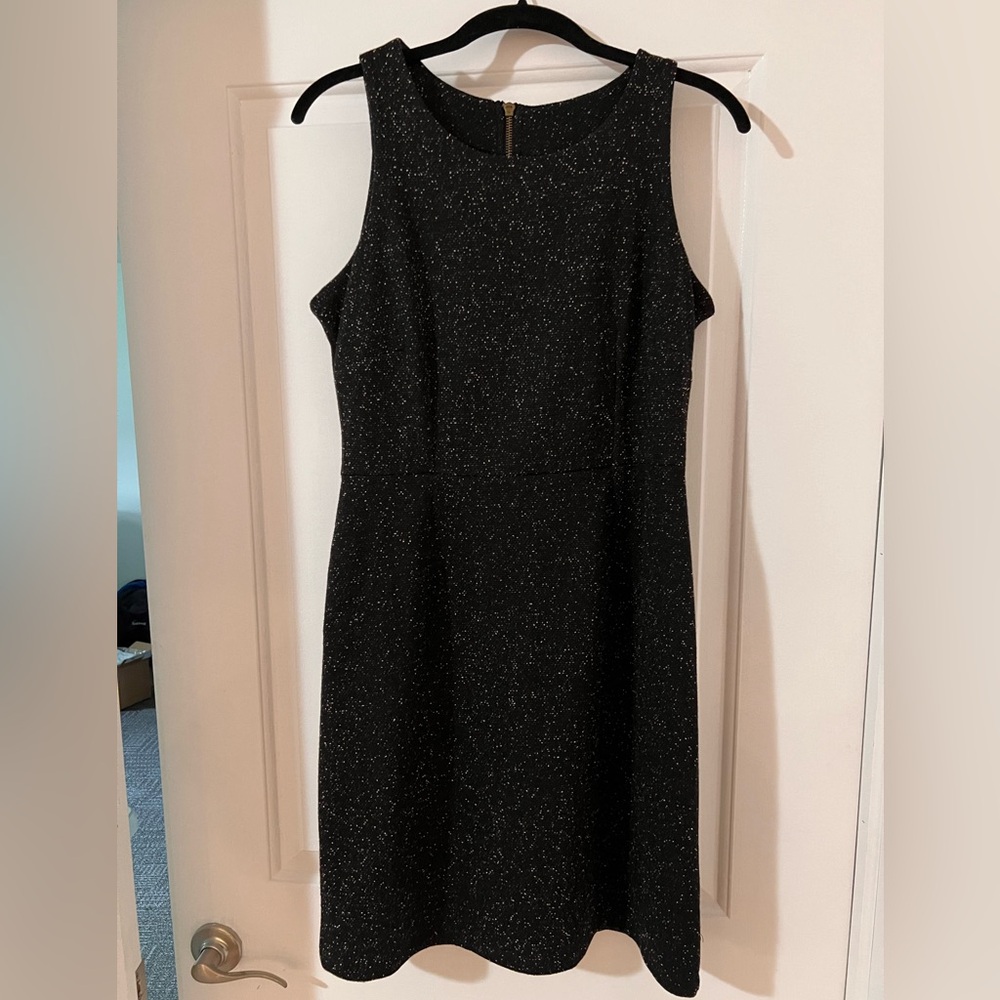 Sleeveless dress
